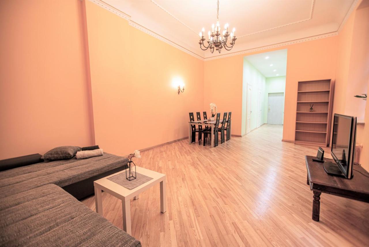 Winwinstay Art Nouveau Apartment Riga Extérieur photo
